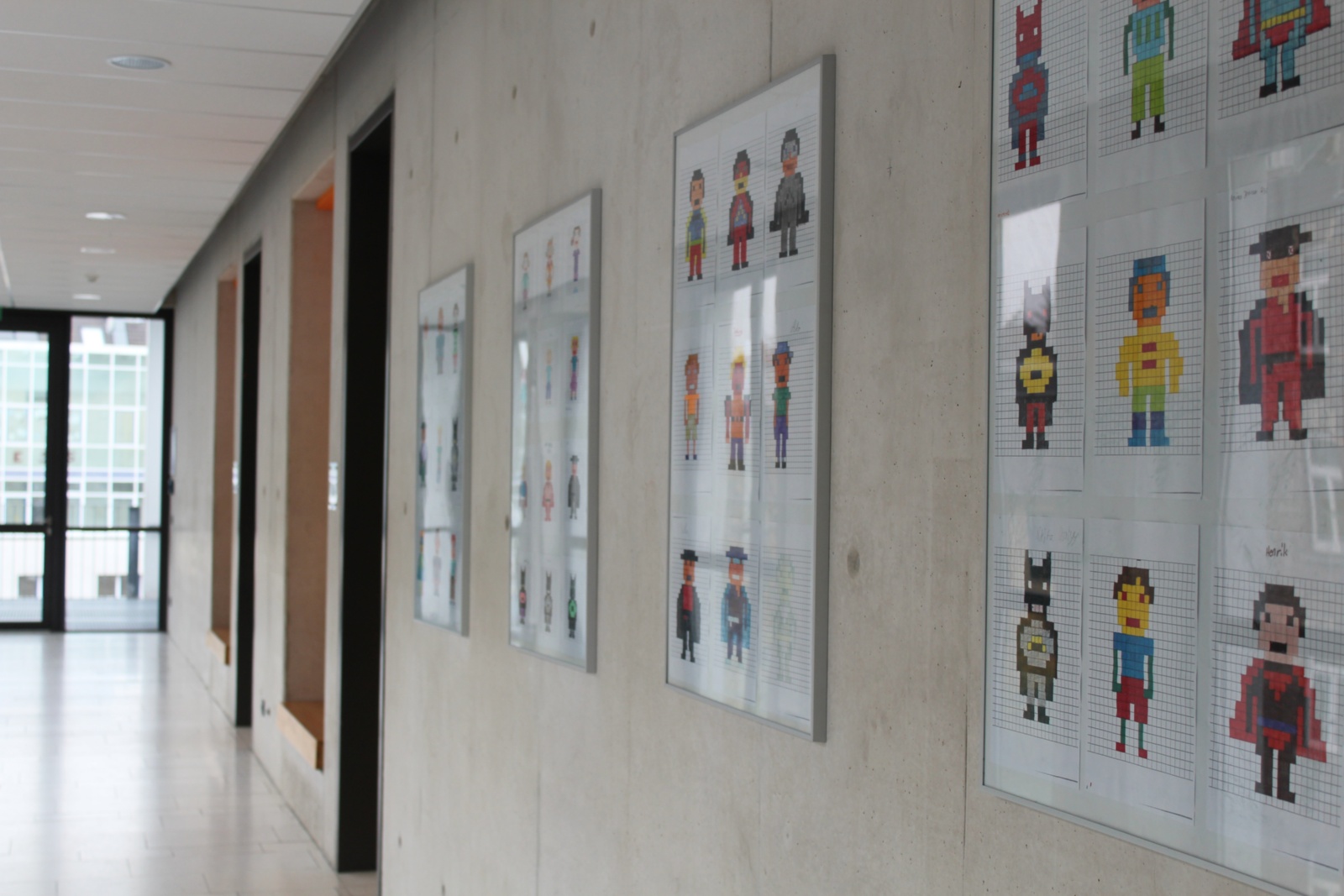 Ausstellungen im Schulgebäude
